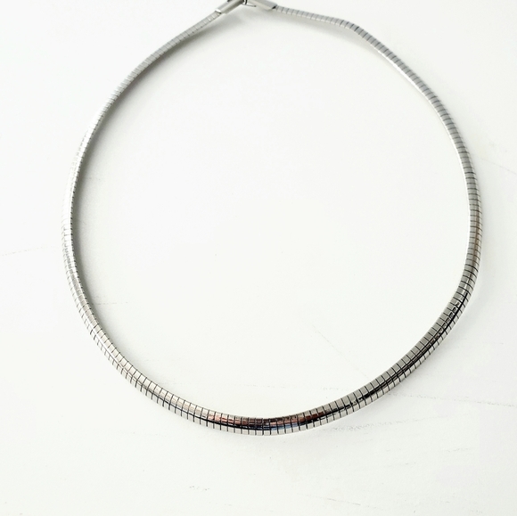 Sterling Silver Omega Necklace - Picture 1 of 2
